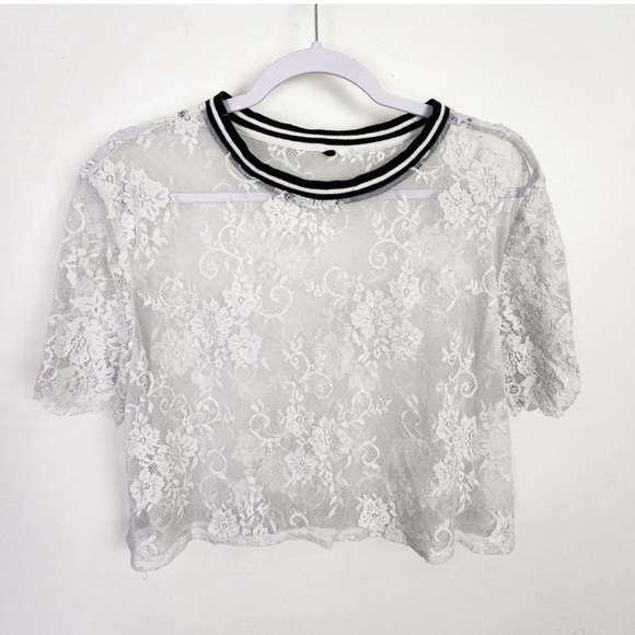 White Lace Cropped Blouse Top - Picture 1 of 4